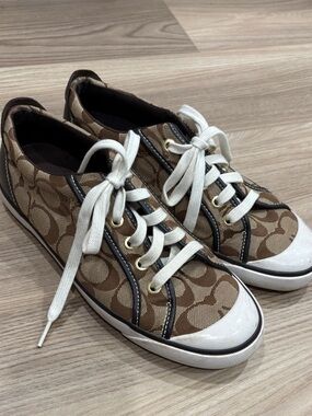 Coach Brown Signature Canvas Lace-Up Sneakers with White Accents size 8.5